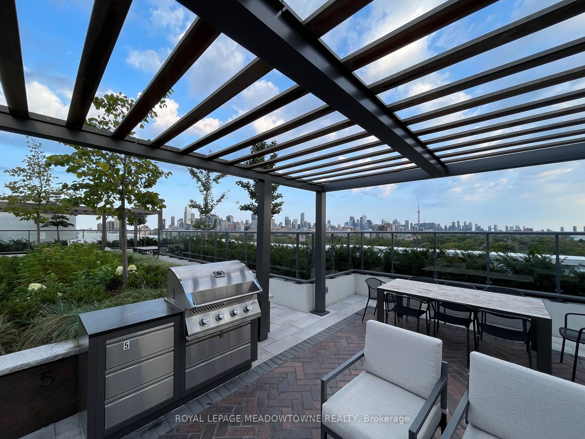 280 Howland Ave, #624