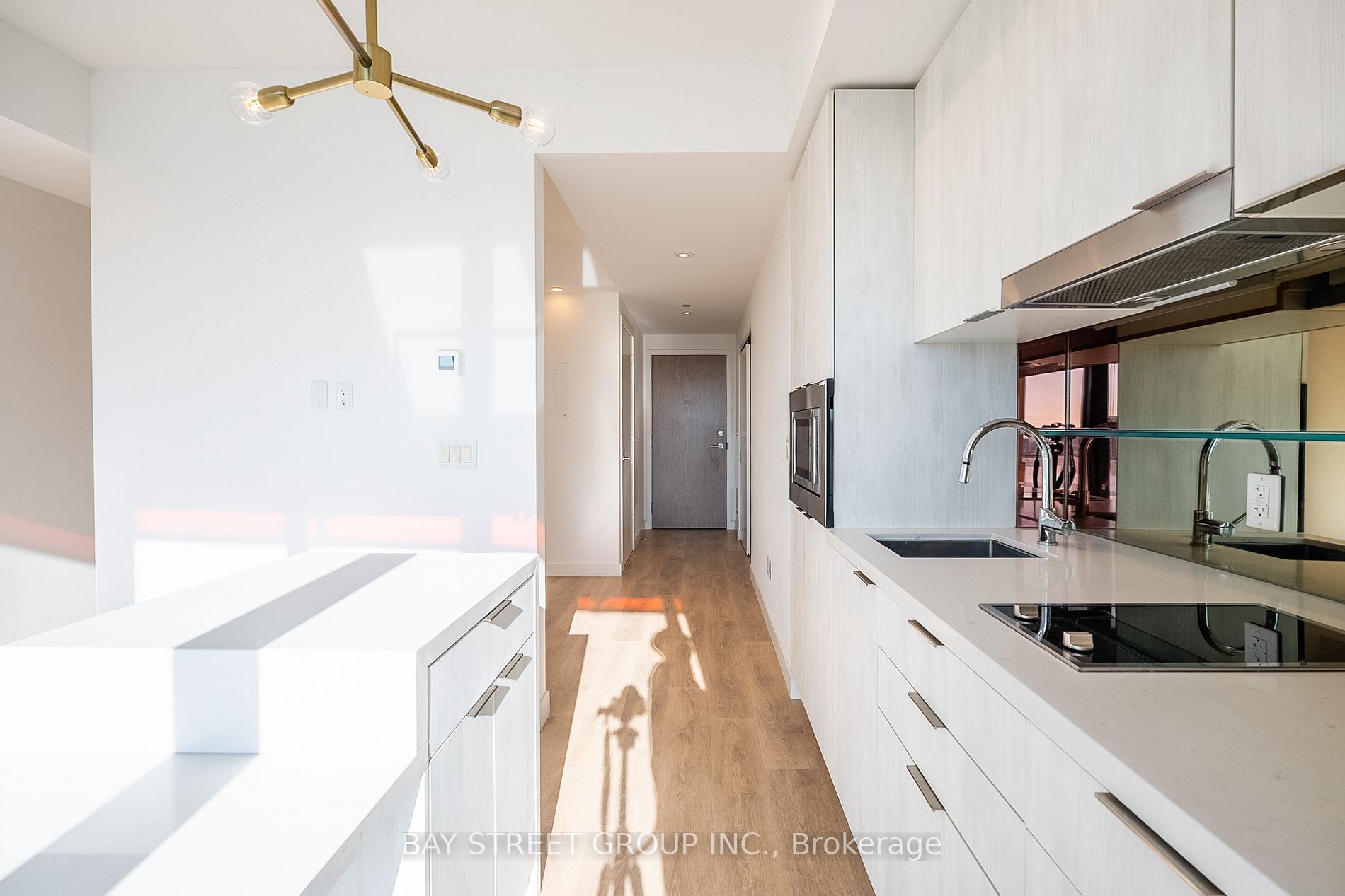 215 Queen St W, #1803