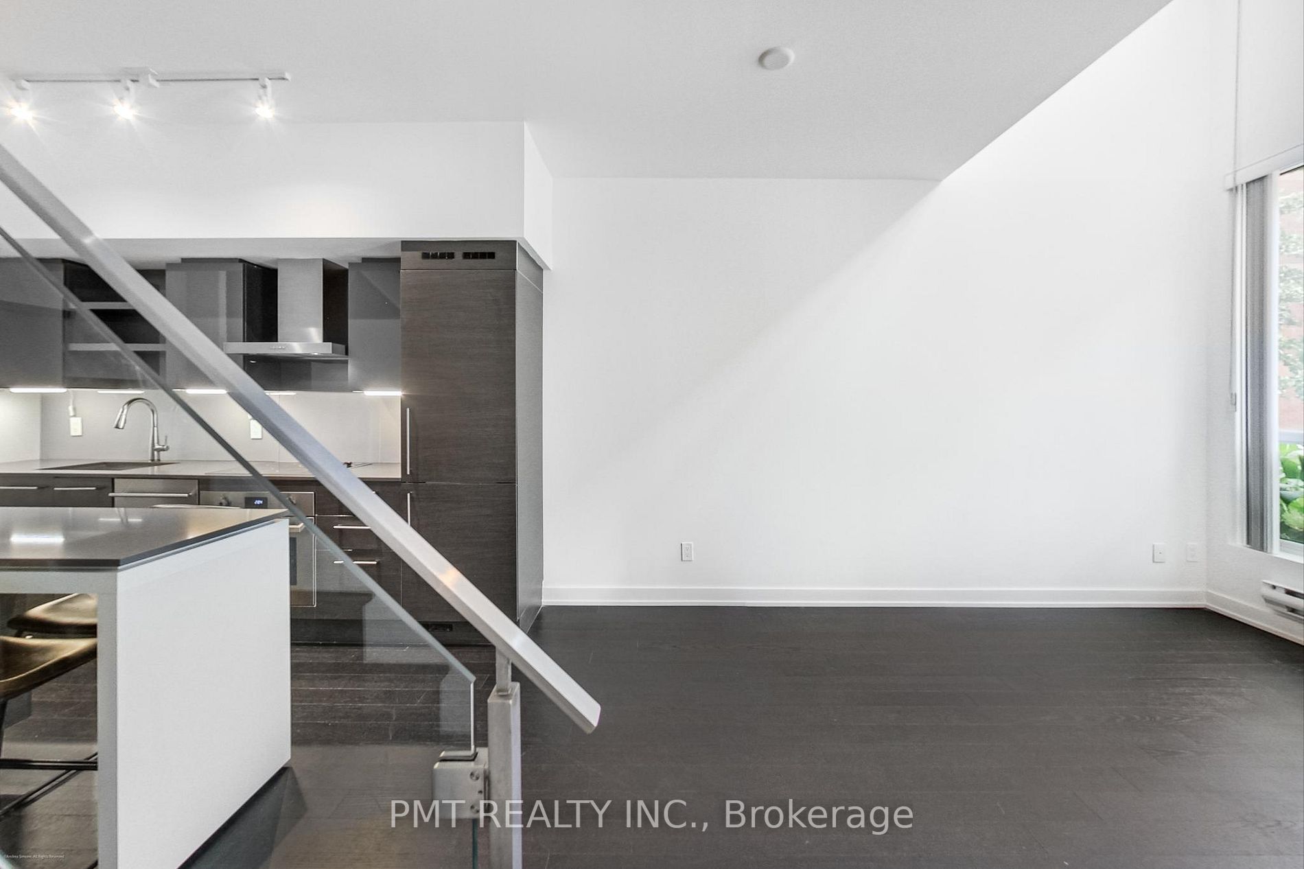 1030 King Street West St W, #103