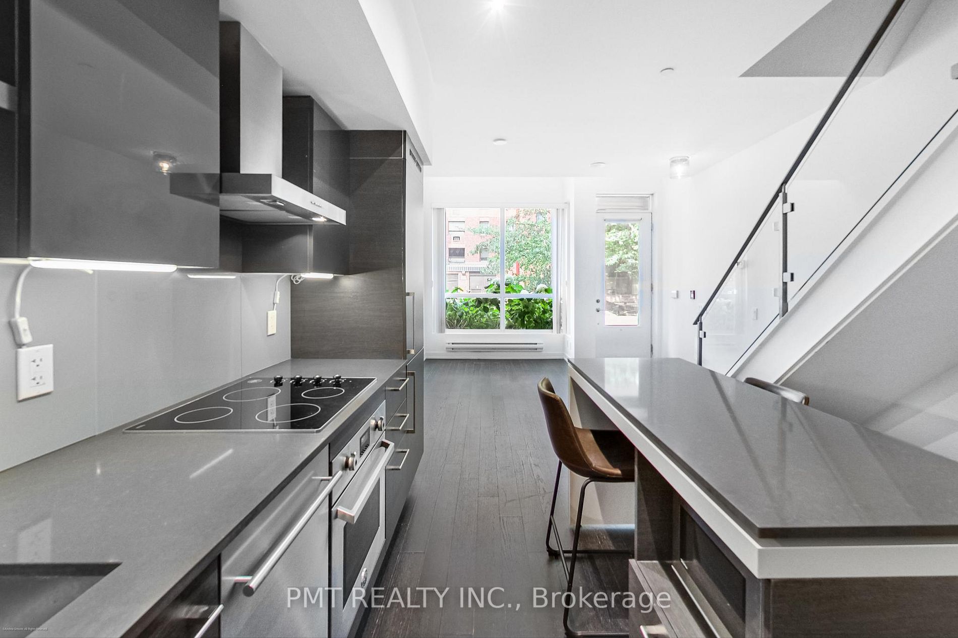 1030 King Street West St W, #103