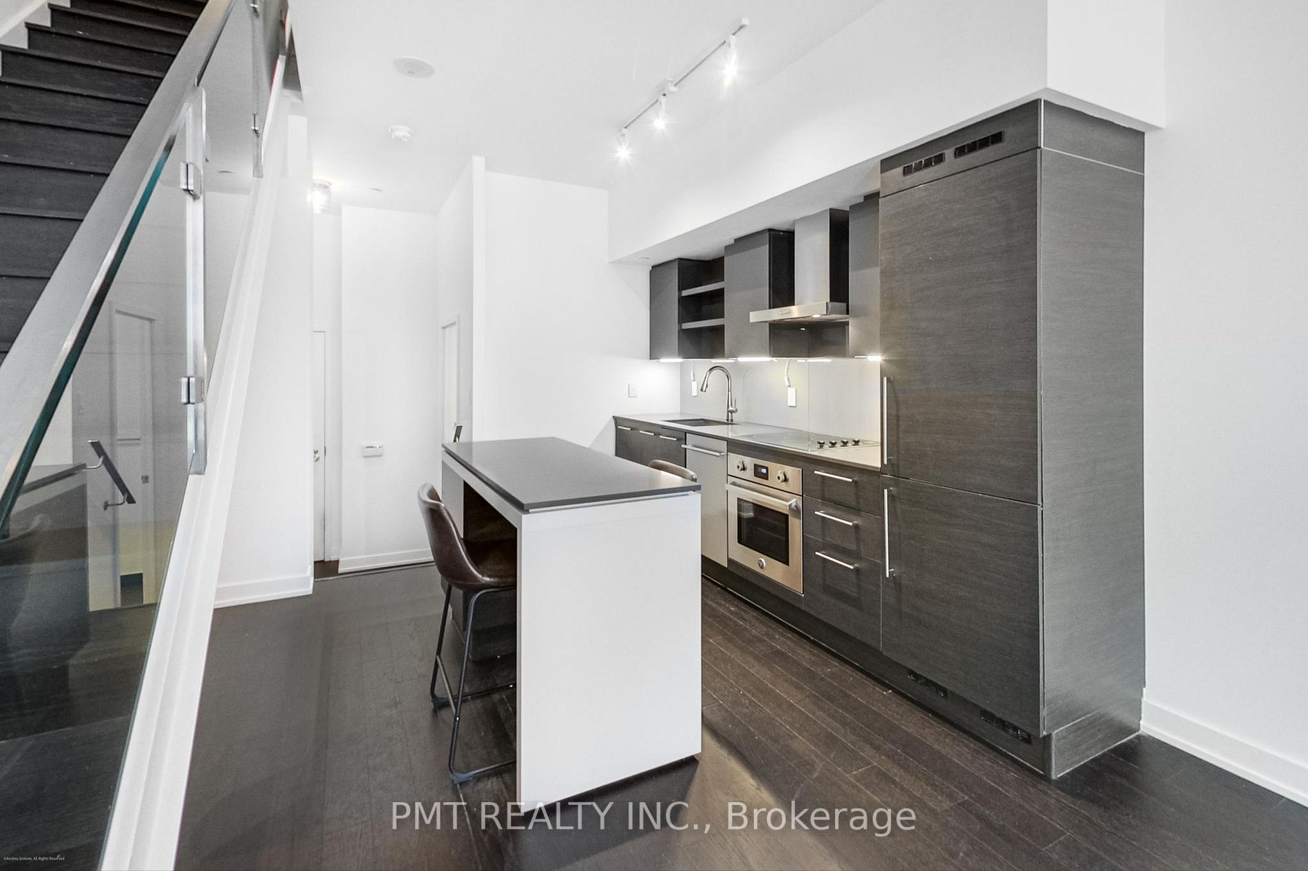 1030 King Street West St W, #103