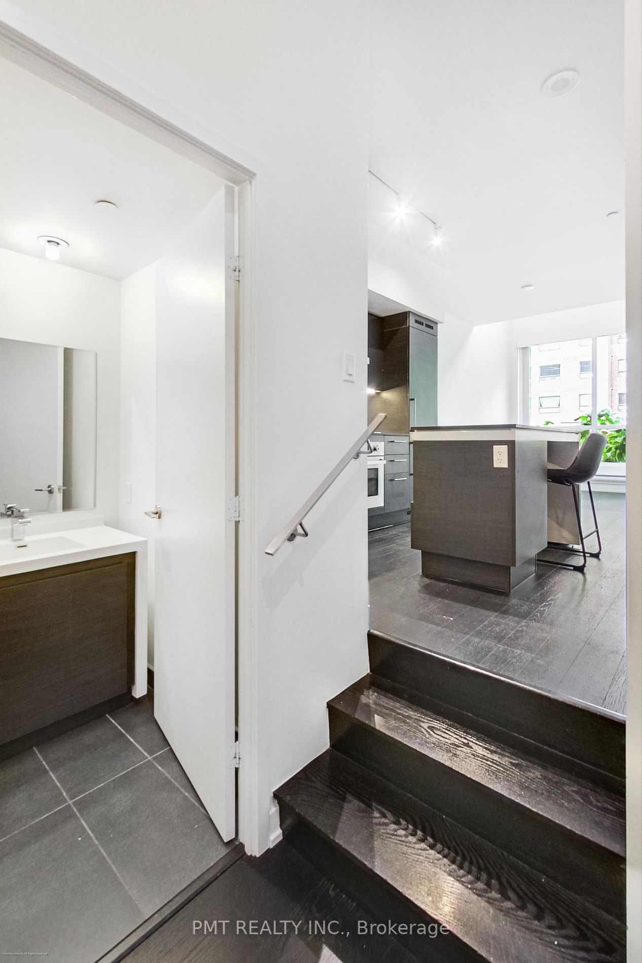 1030 King Street West St W, #103
