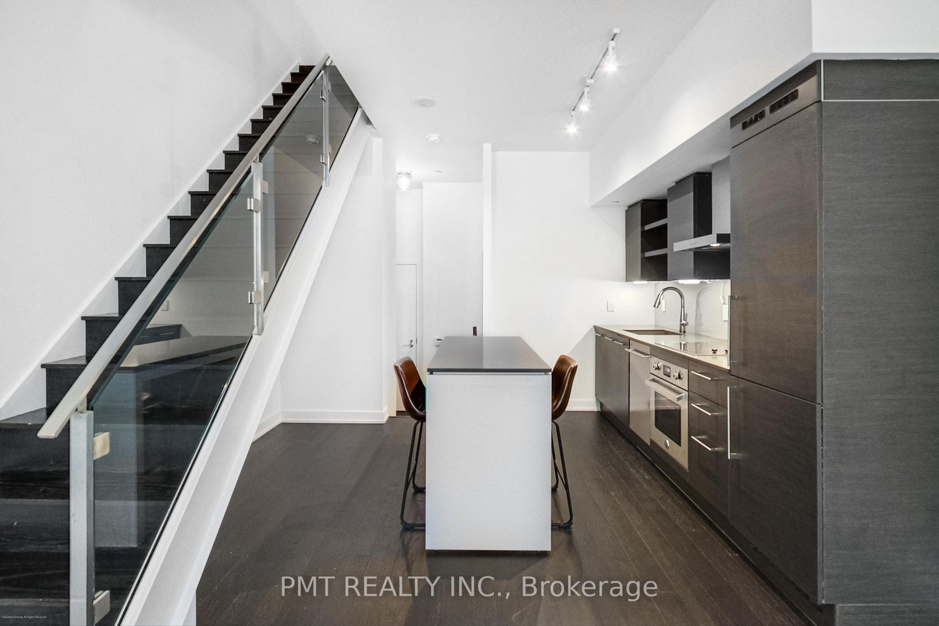 1030 King Street West St W, #103