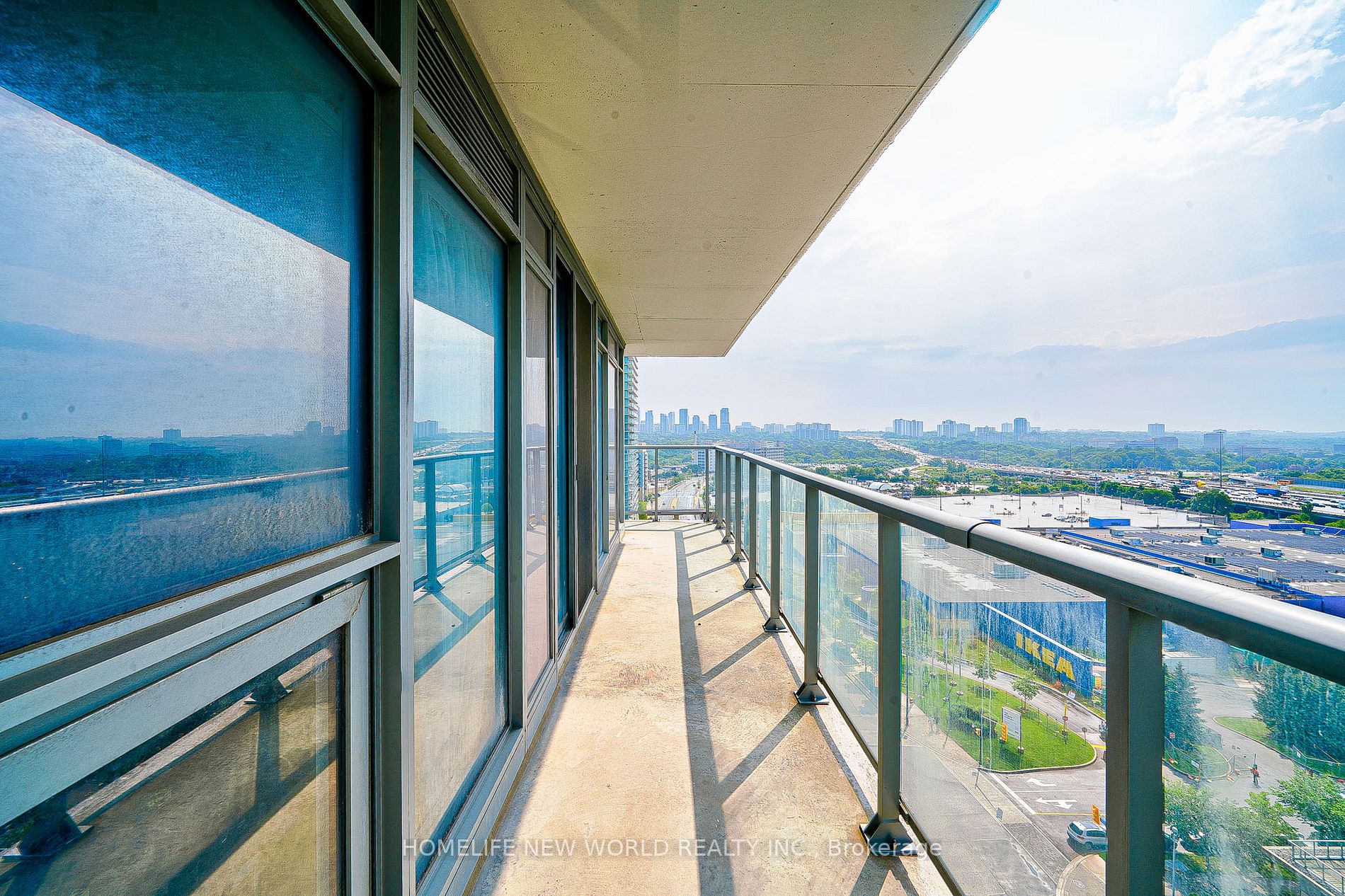 72 Esther Shiner Blvd, #1515