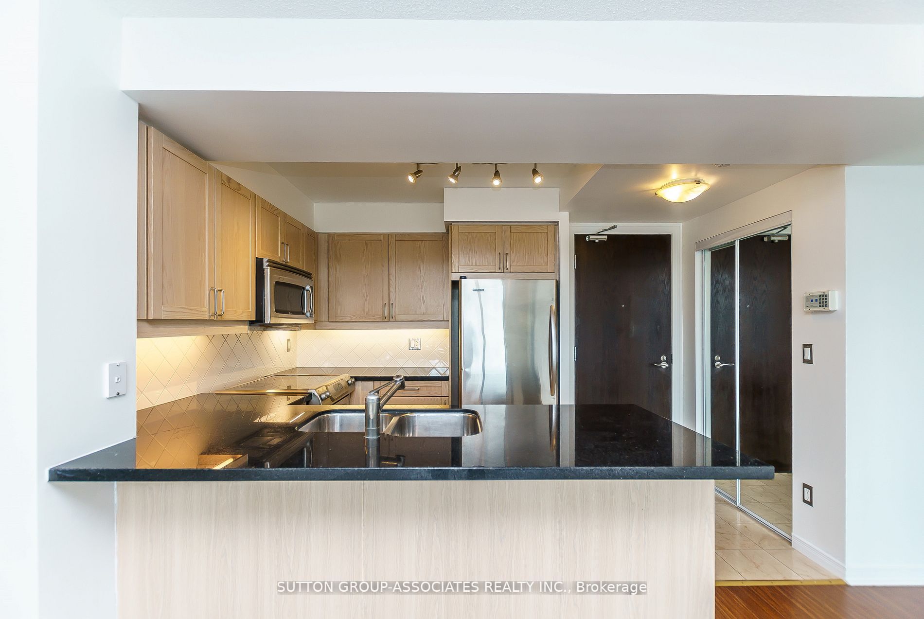 205 The Donway W, #506