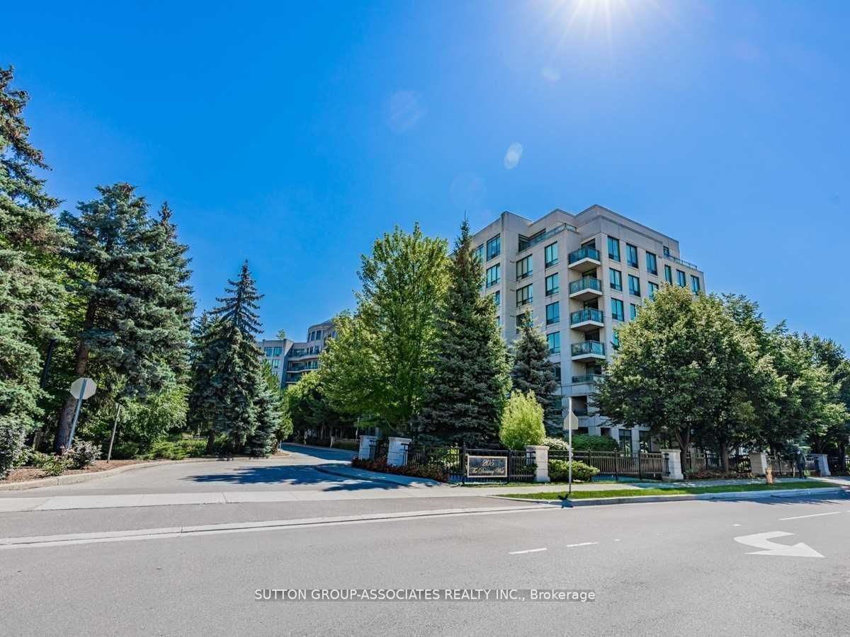 205 The Donway W, #506