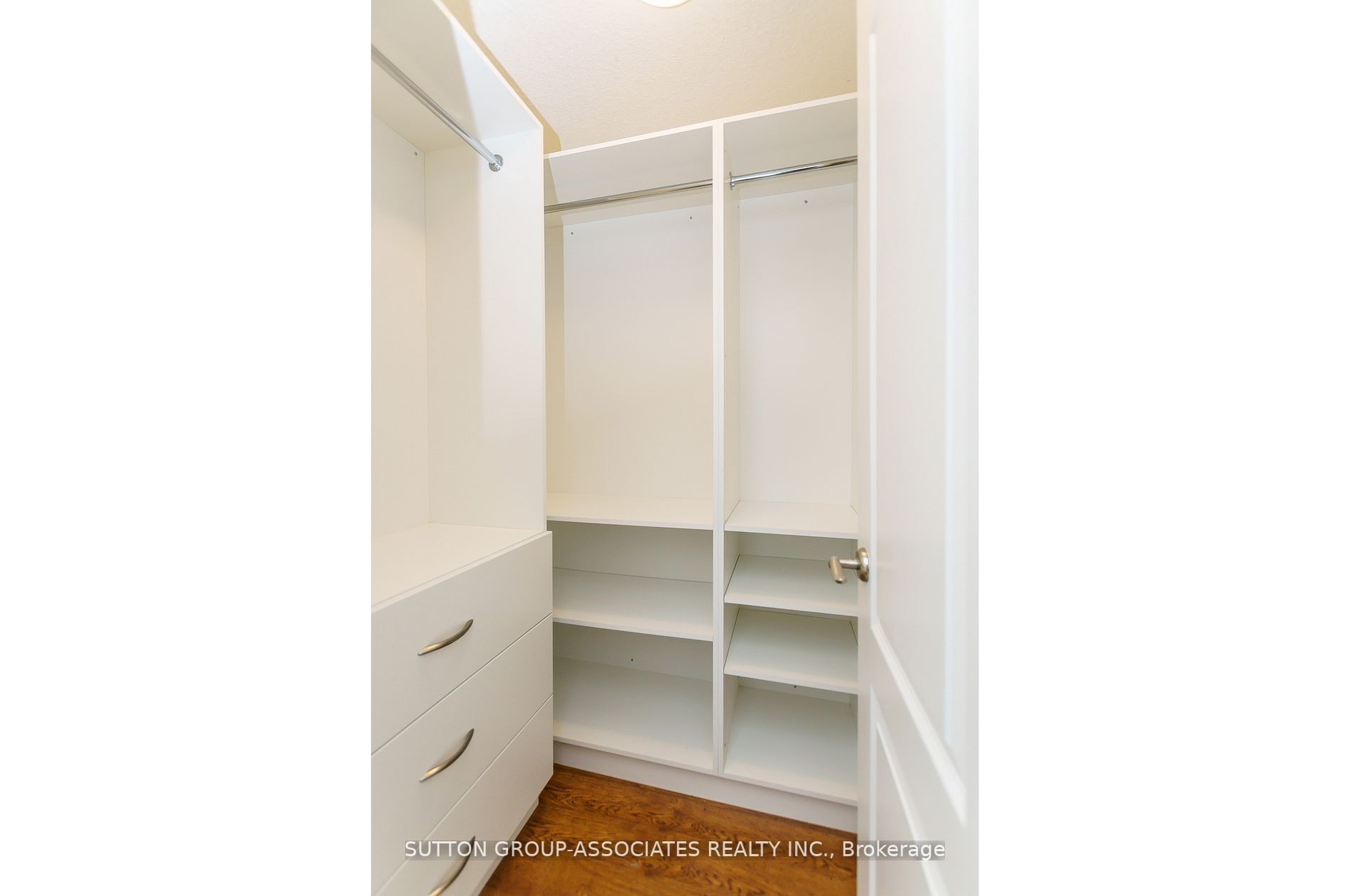 205 The Donway W, #506