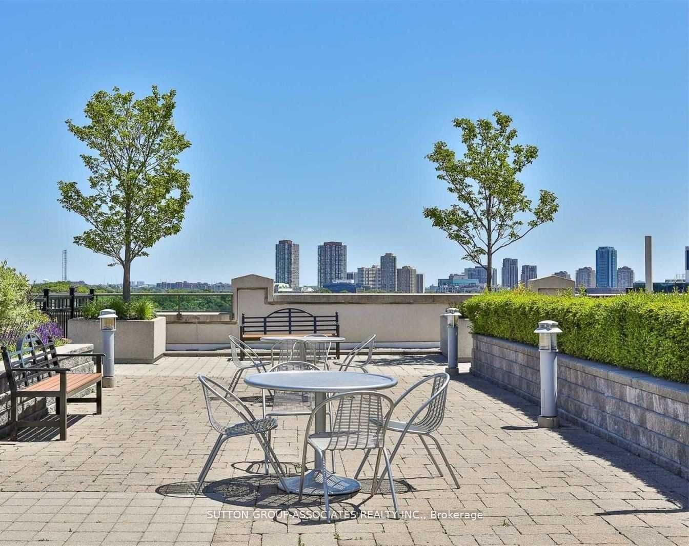 205 The Donway W, #506