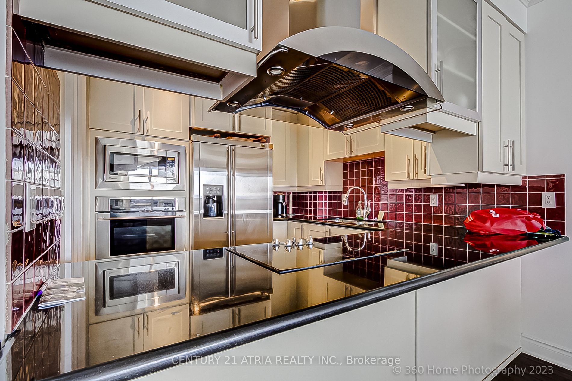 761 Bay St, #4311