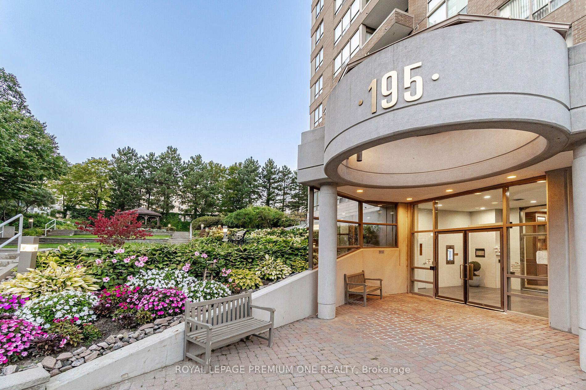 195 Wynford Dr, #2503