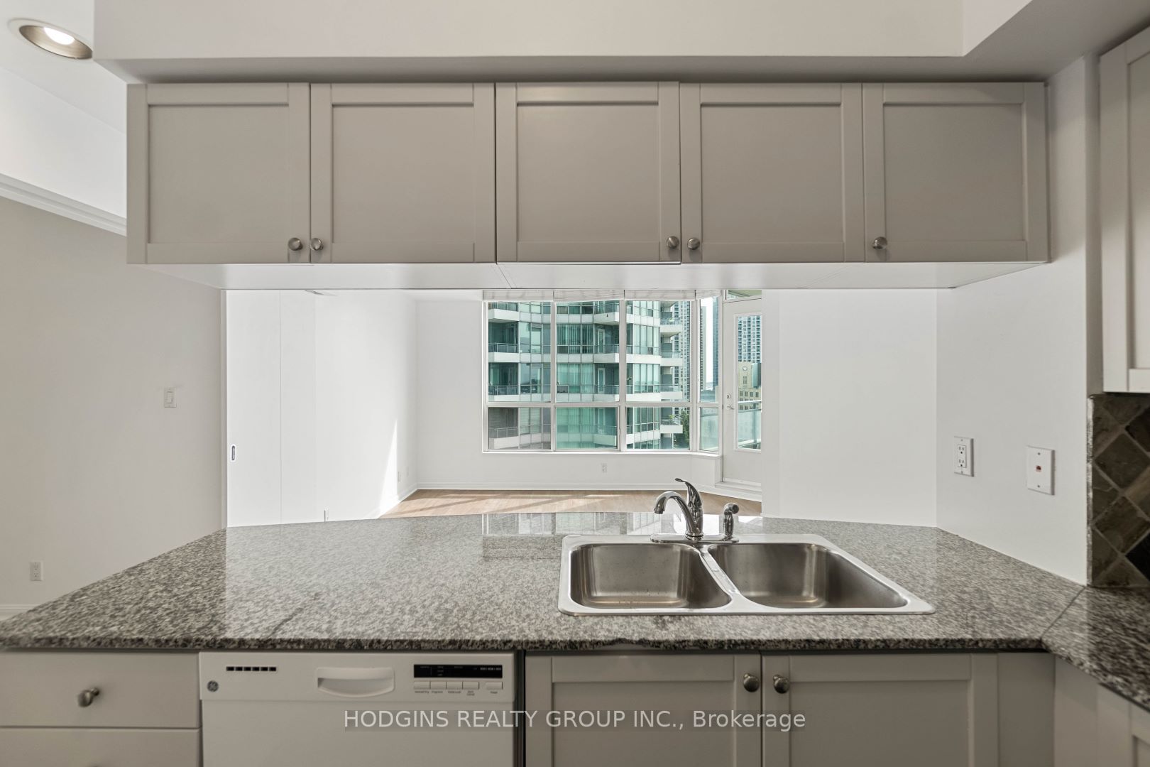 230 Queens Quay W, #1518
