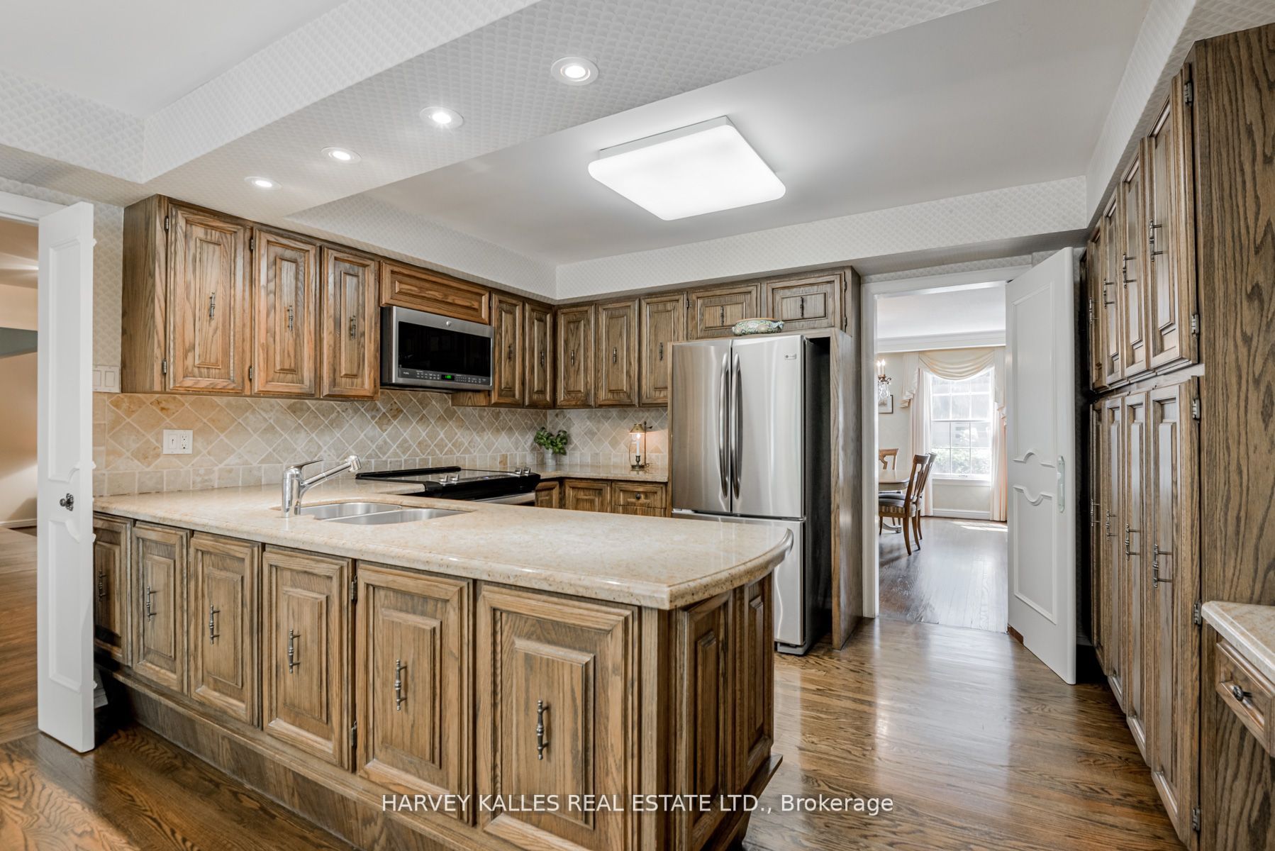 16 Bobwhite Cres