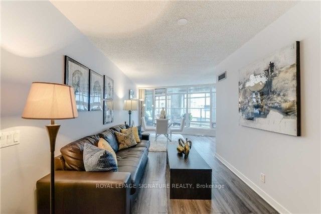 361 Front St W, #328