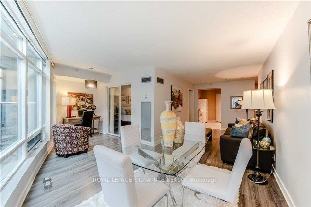 361 Front St W, #328