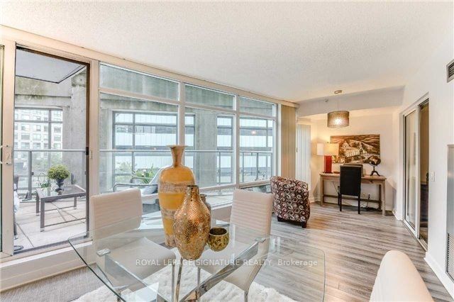 361 Front St W, #328