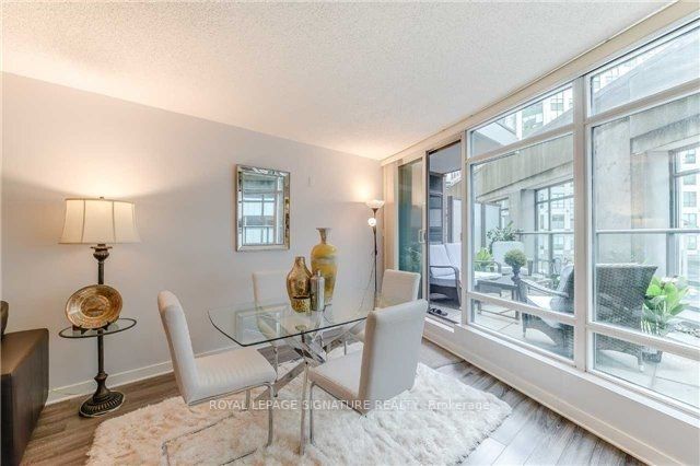 361 Front St W, #328