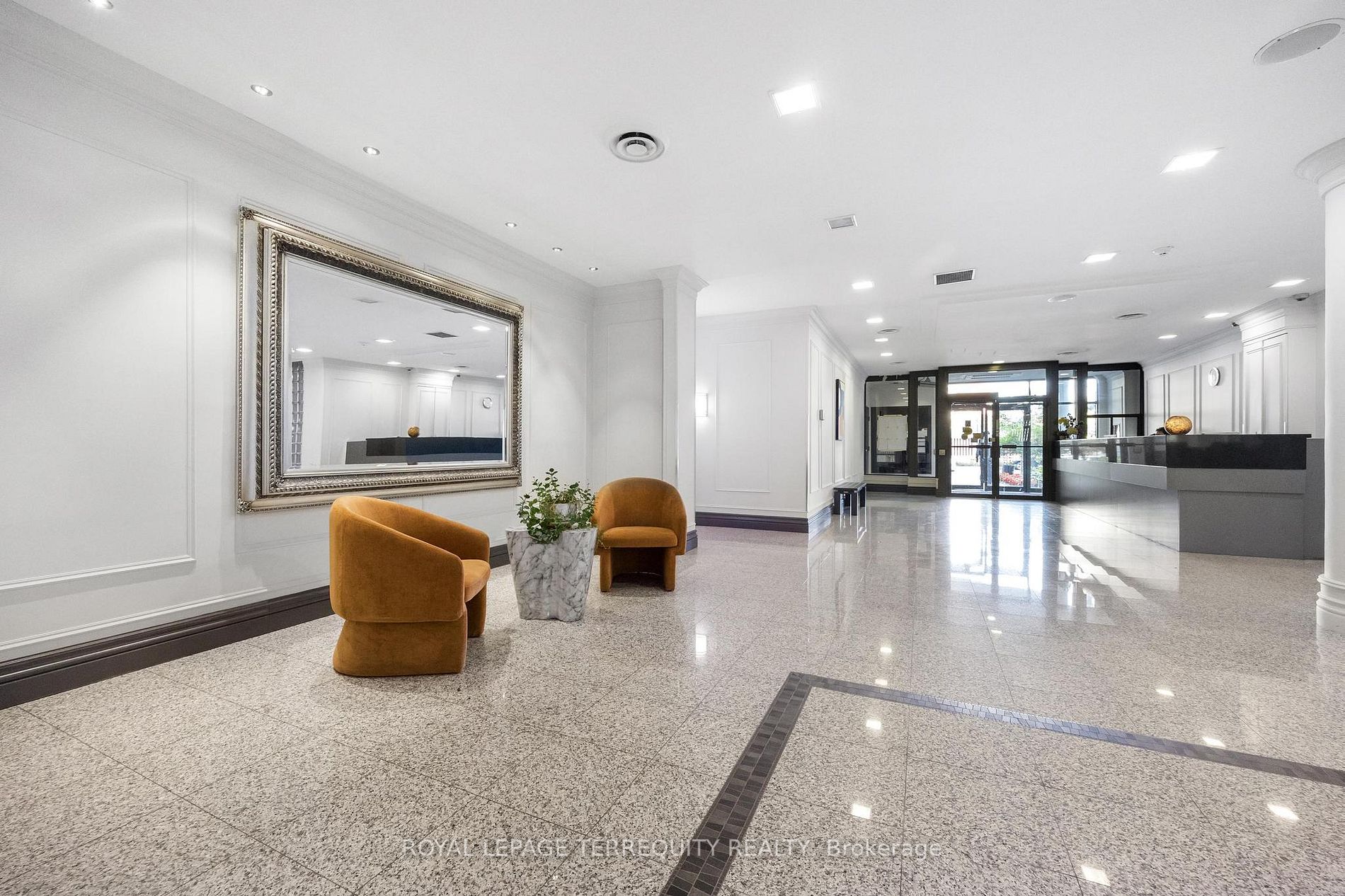 7 Bishop Ave, #1515