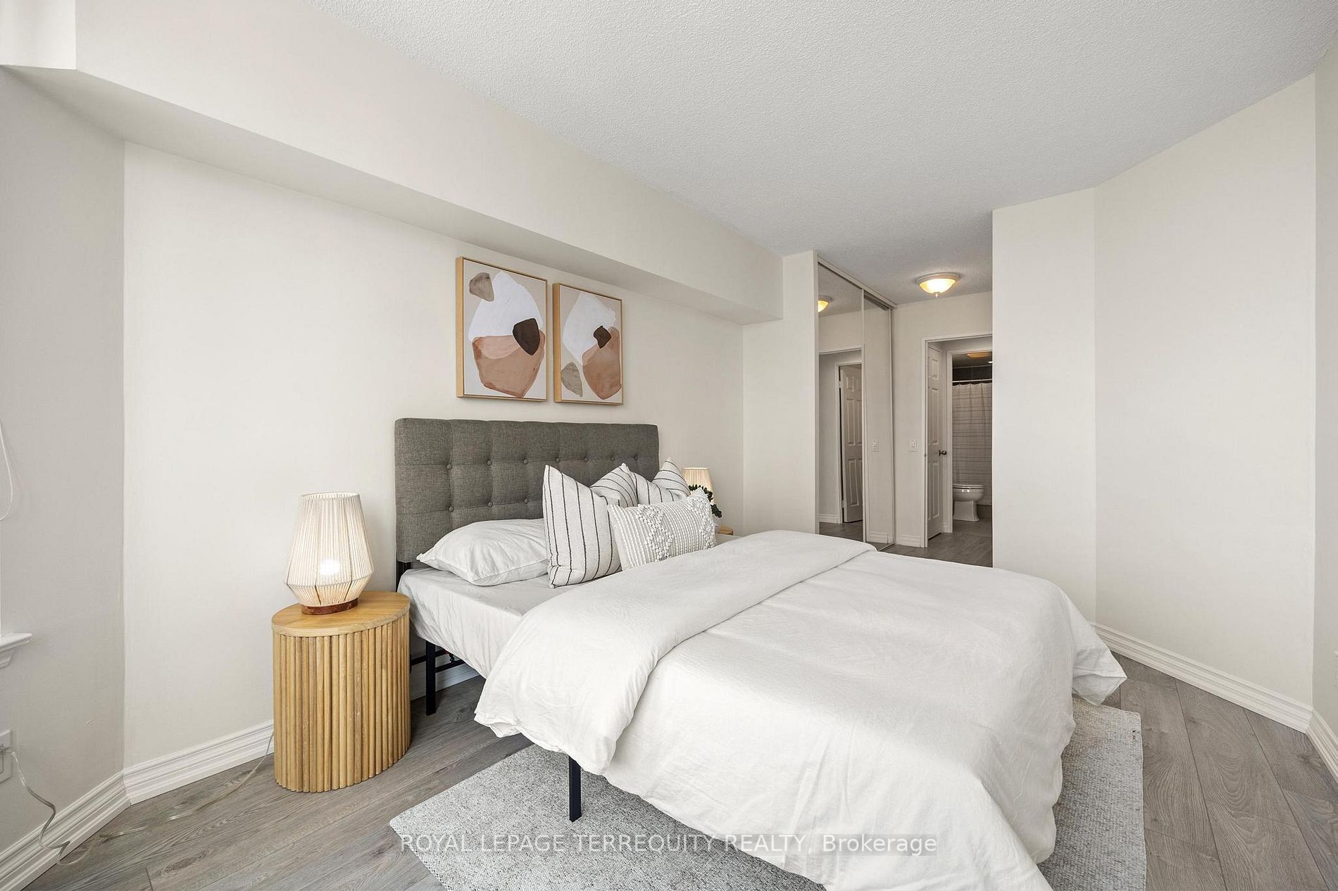 7 Bishop Ave, #1515