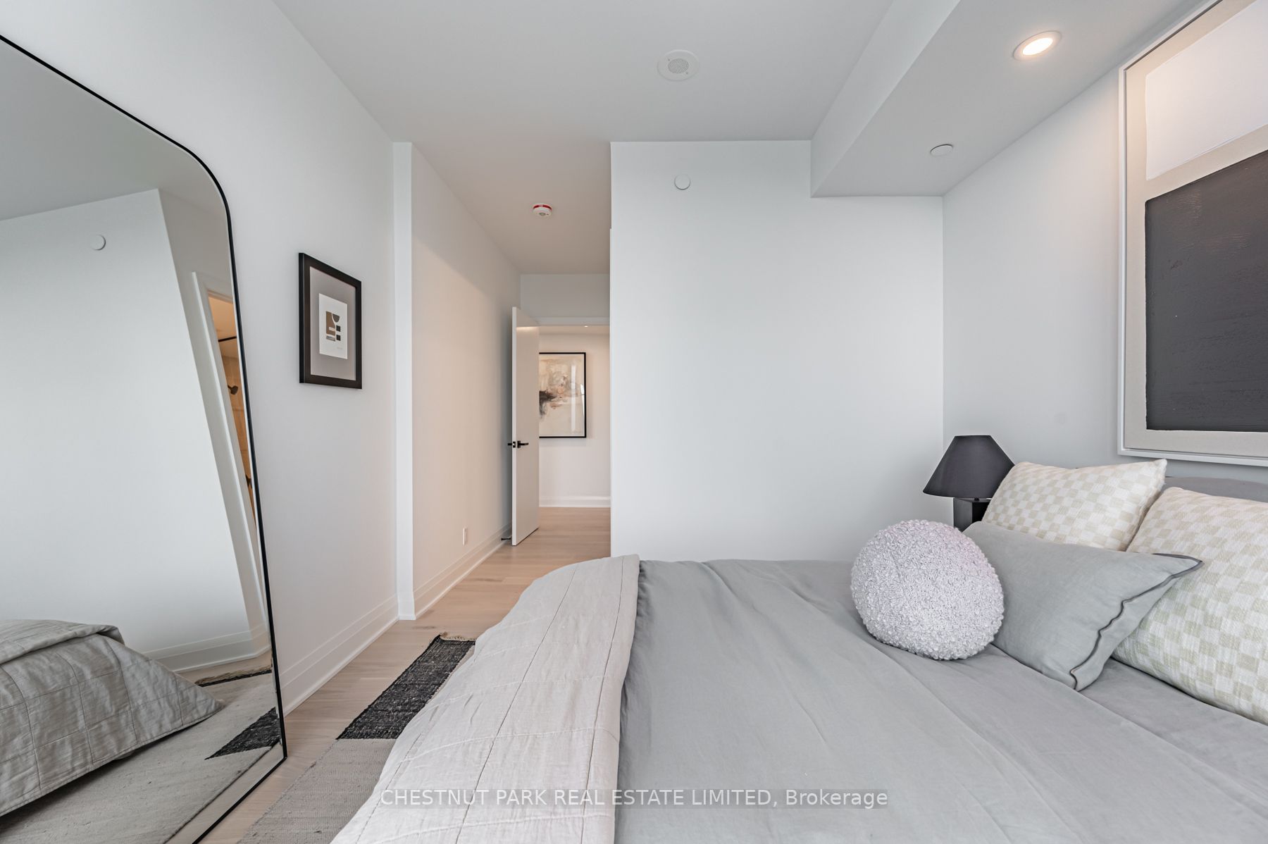 33 Frederick Todd Way, #1205