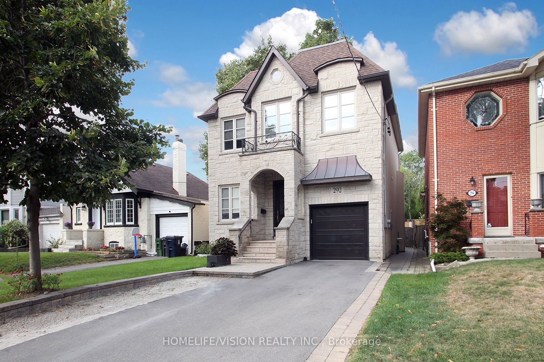 292 Laird Dr