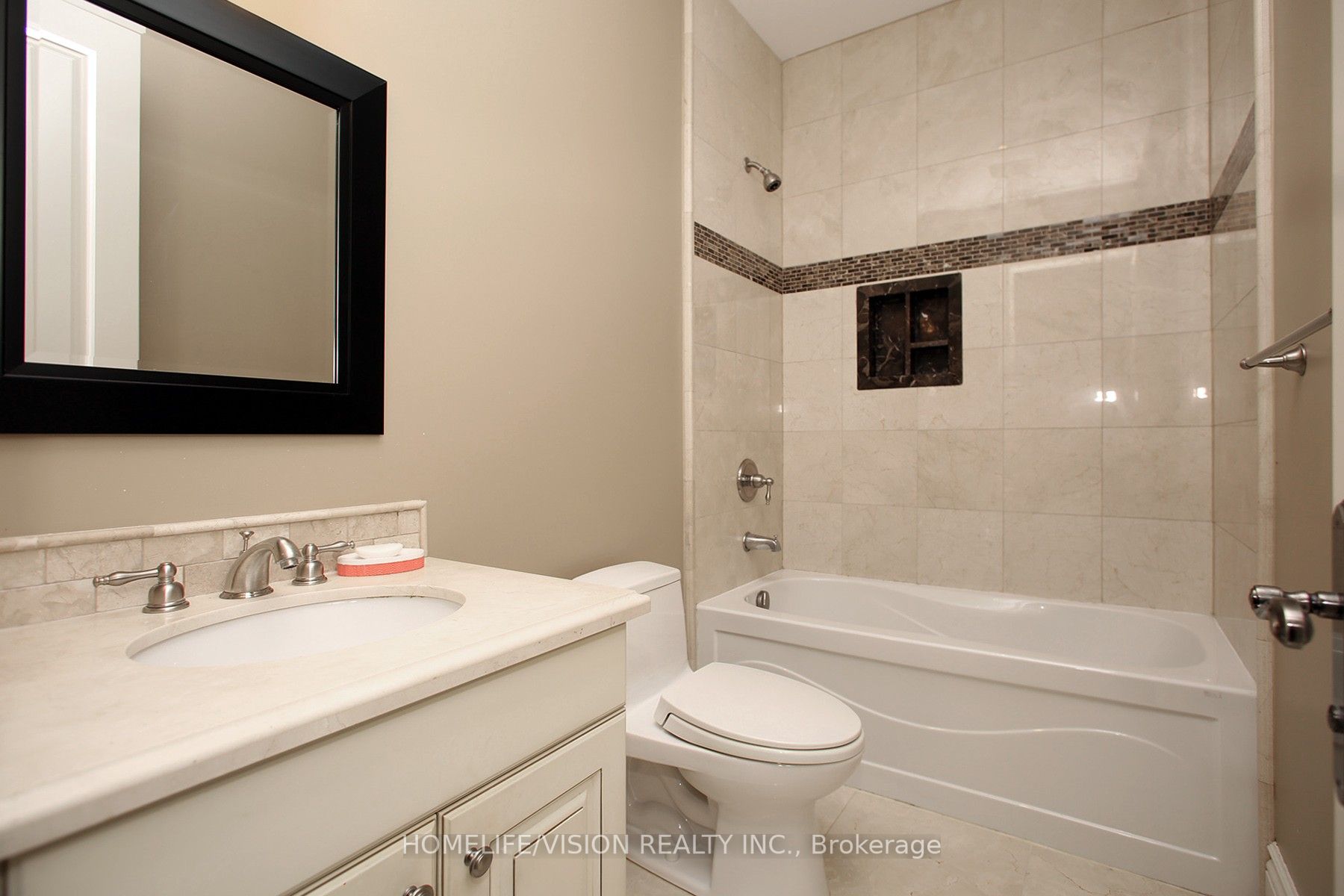292 Laird Dr