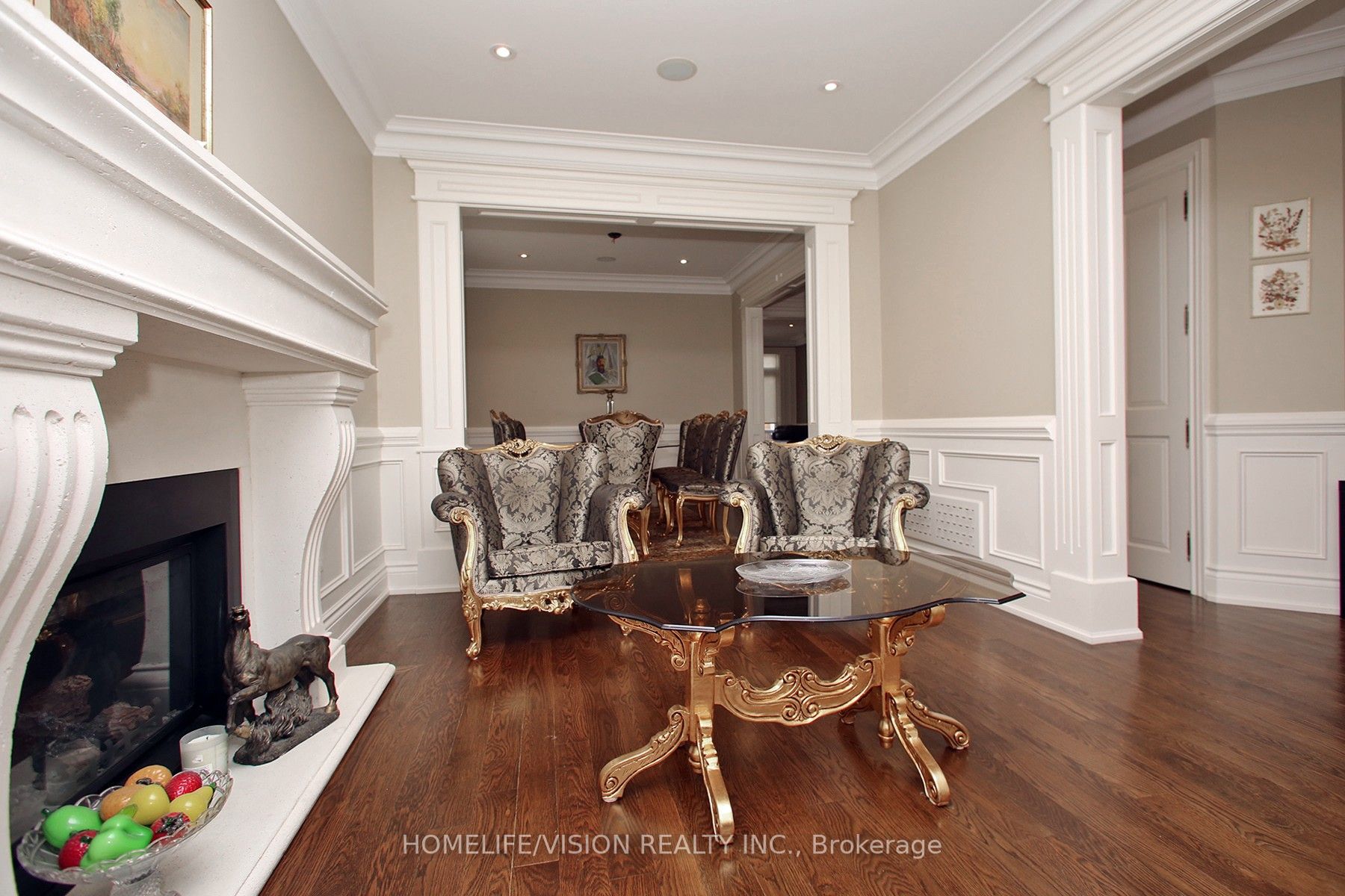 292 Laird Dr