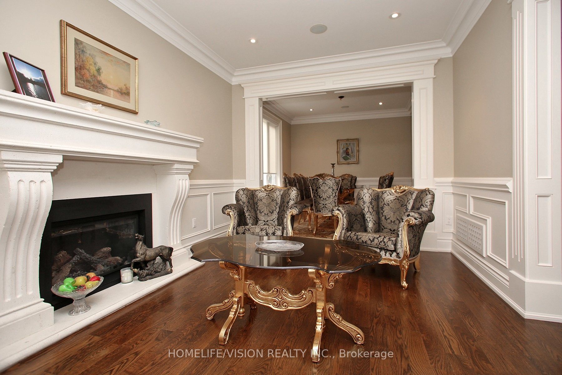 292 Laird Dr