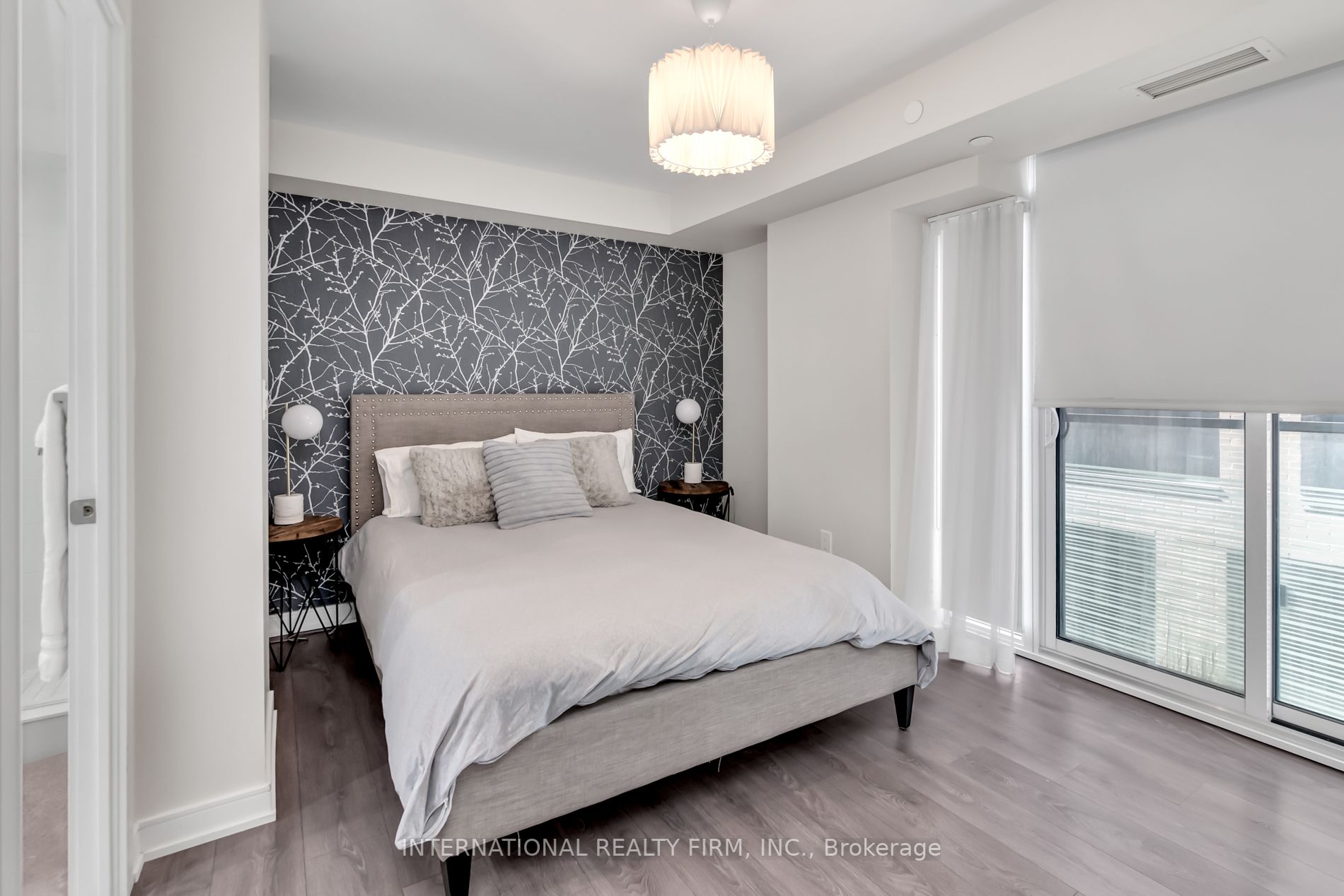 525 Adelaide St, #603