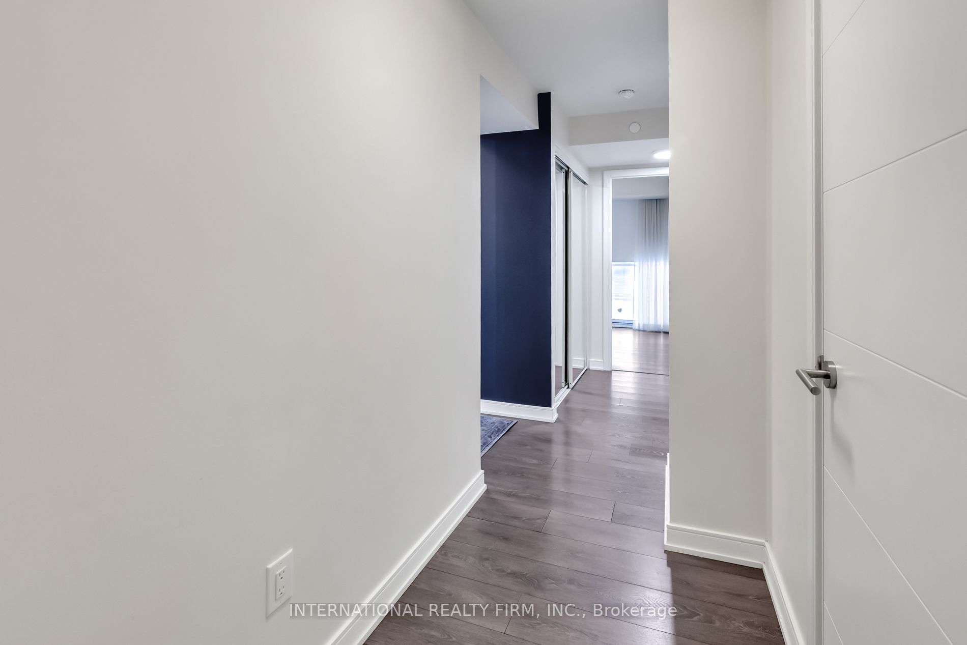 525 Adelaide St, #603