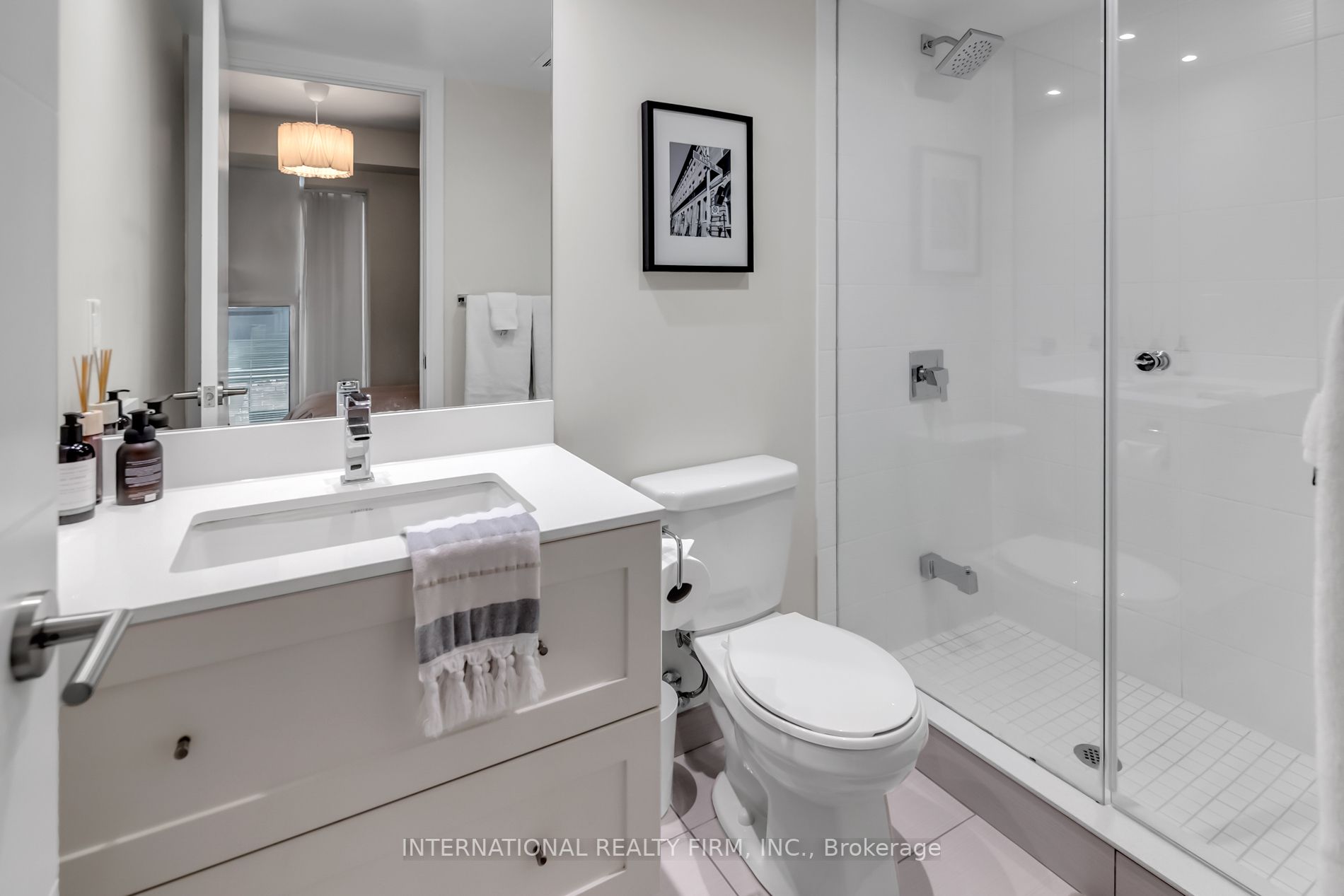 525 Adelaide St, #603