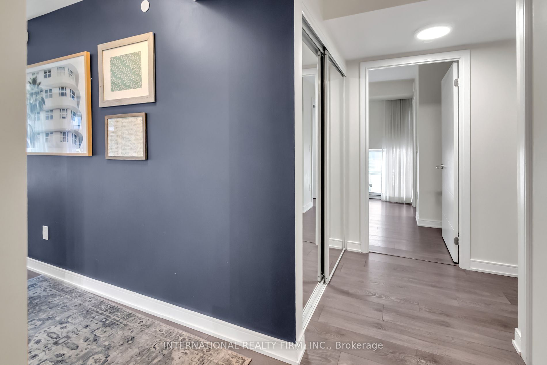 525 Adelaide St, #603