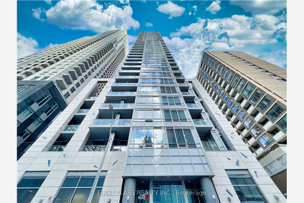 21 Balmuto St, Toronto