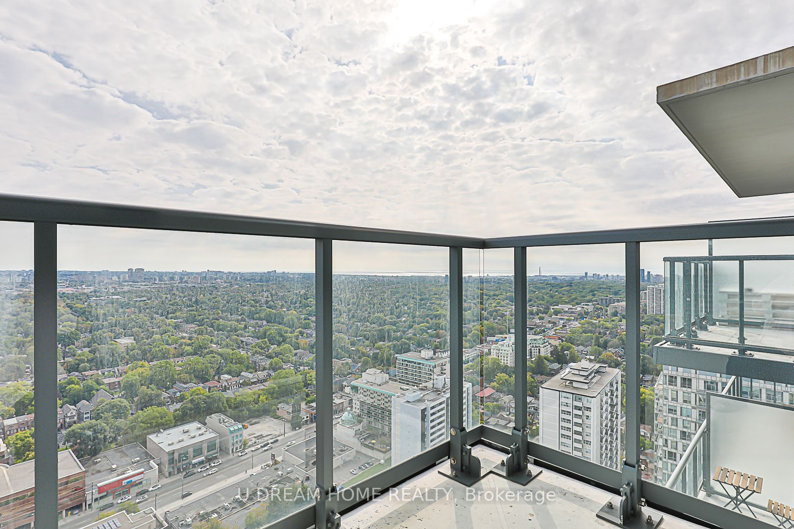 125 Redpath Ave, #Ph111