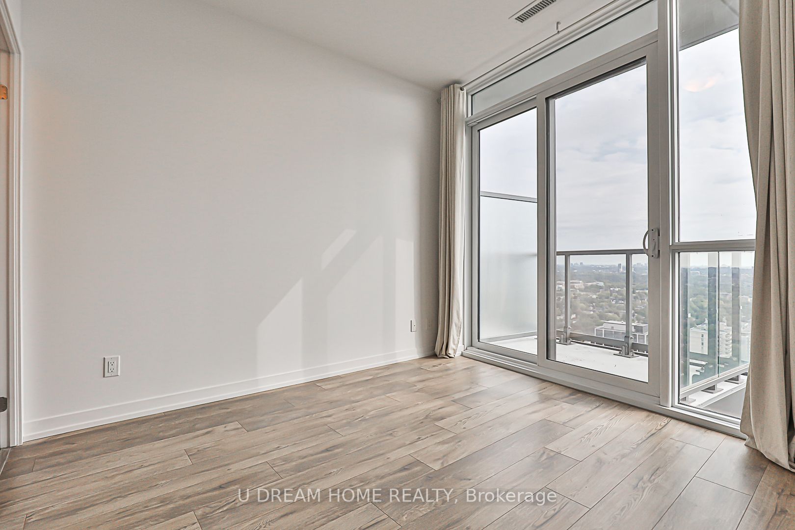 125 Redpath Ave, #Ph111