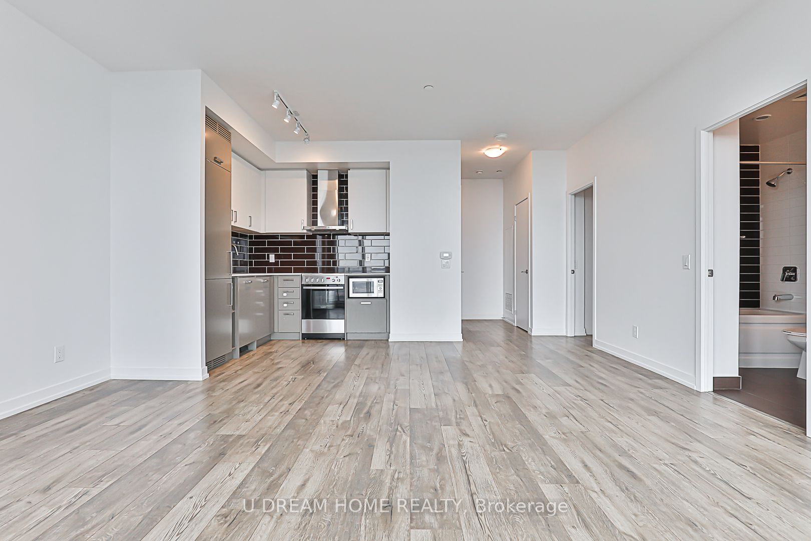 125 Redpath Ave, #Ph111