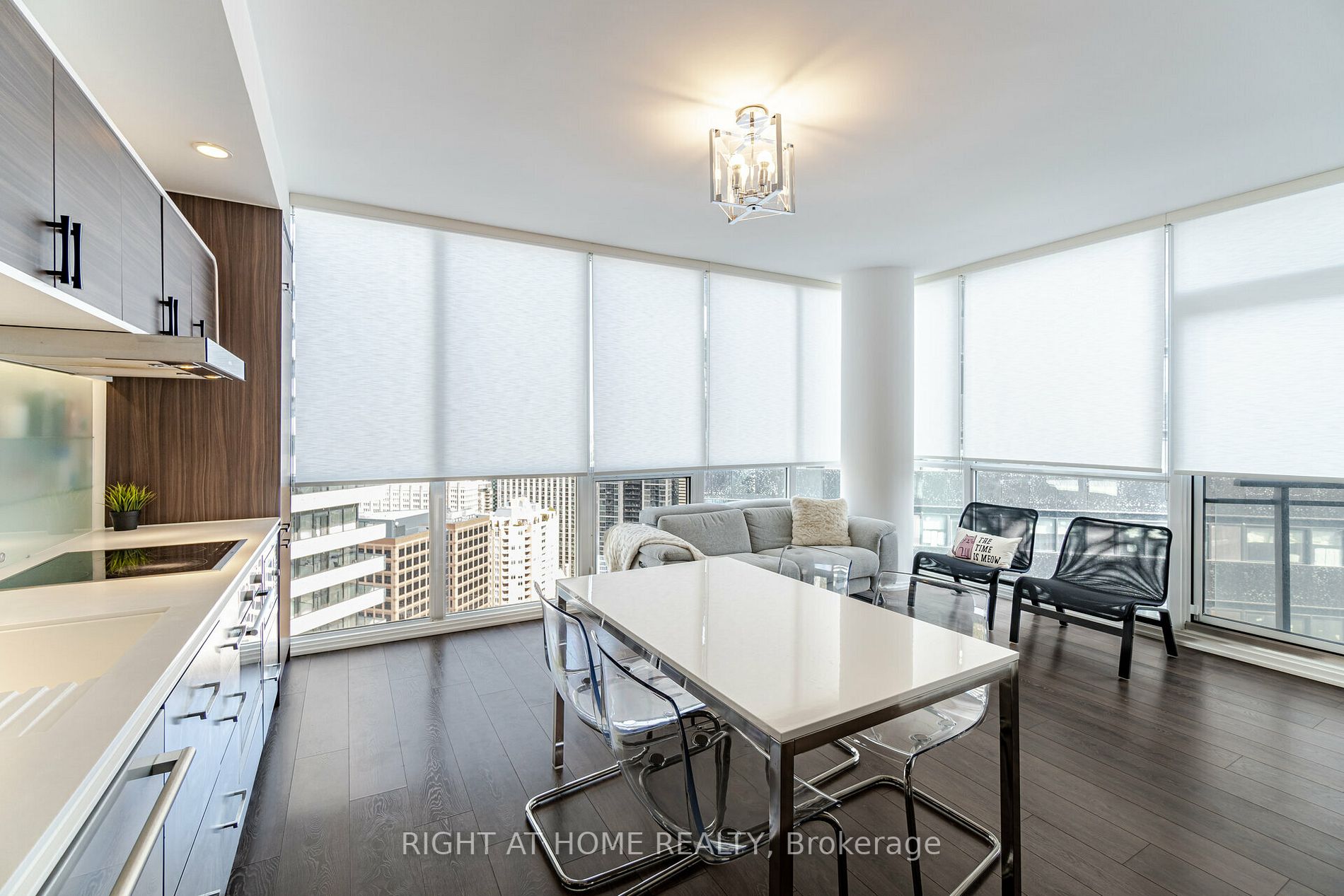 45 Charles Street E, #3910