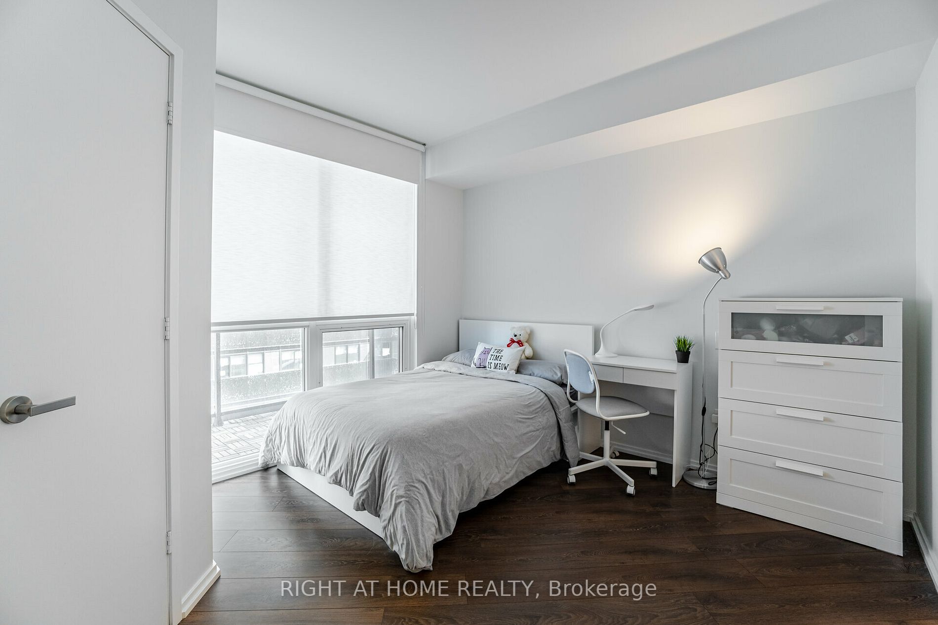 45 Charles Street E, #3910