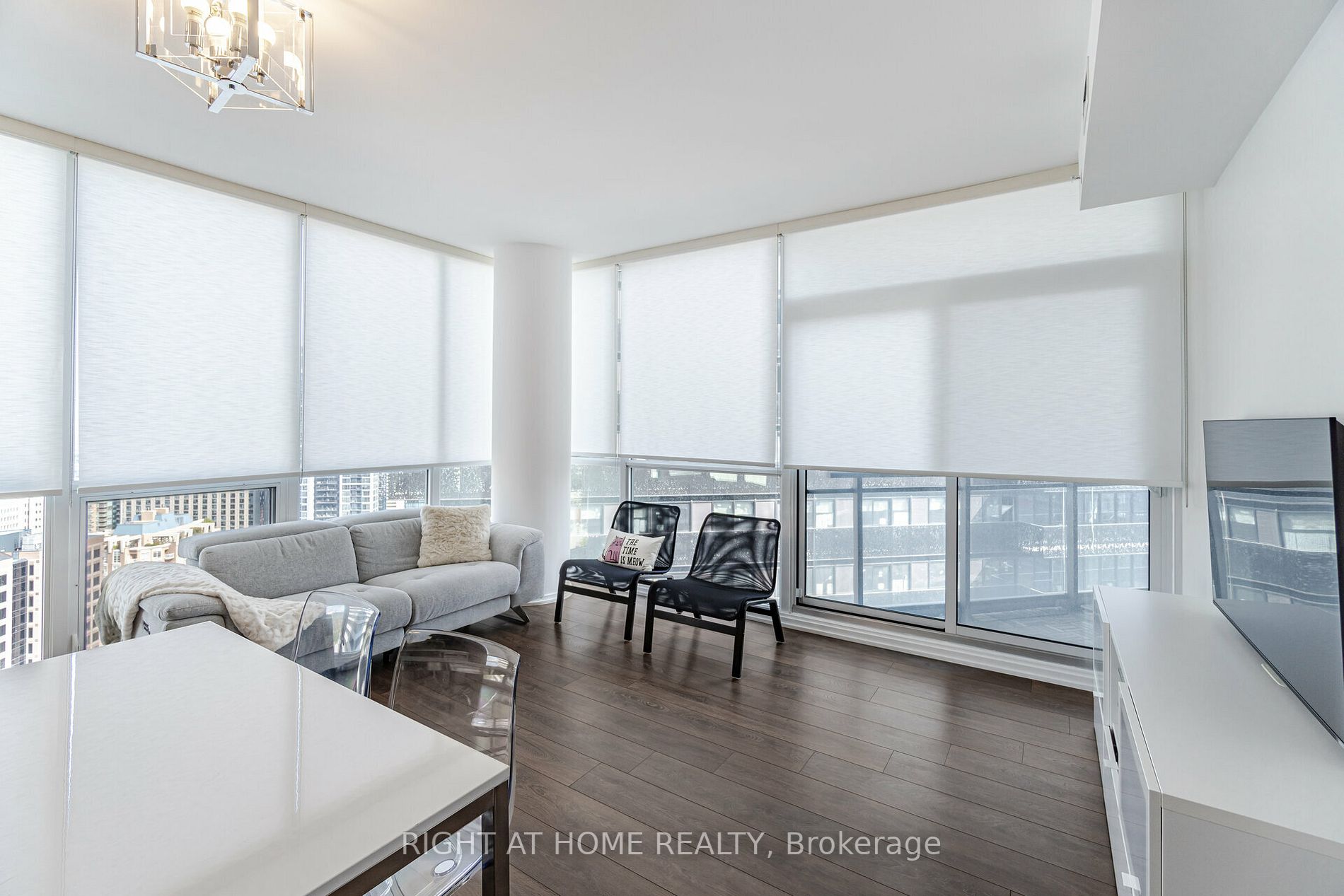 45 Charles Street E, #3910