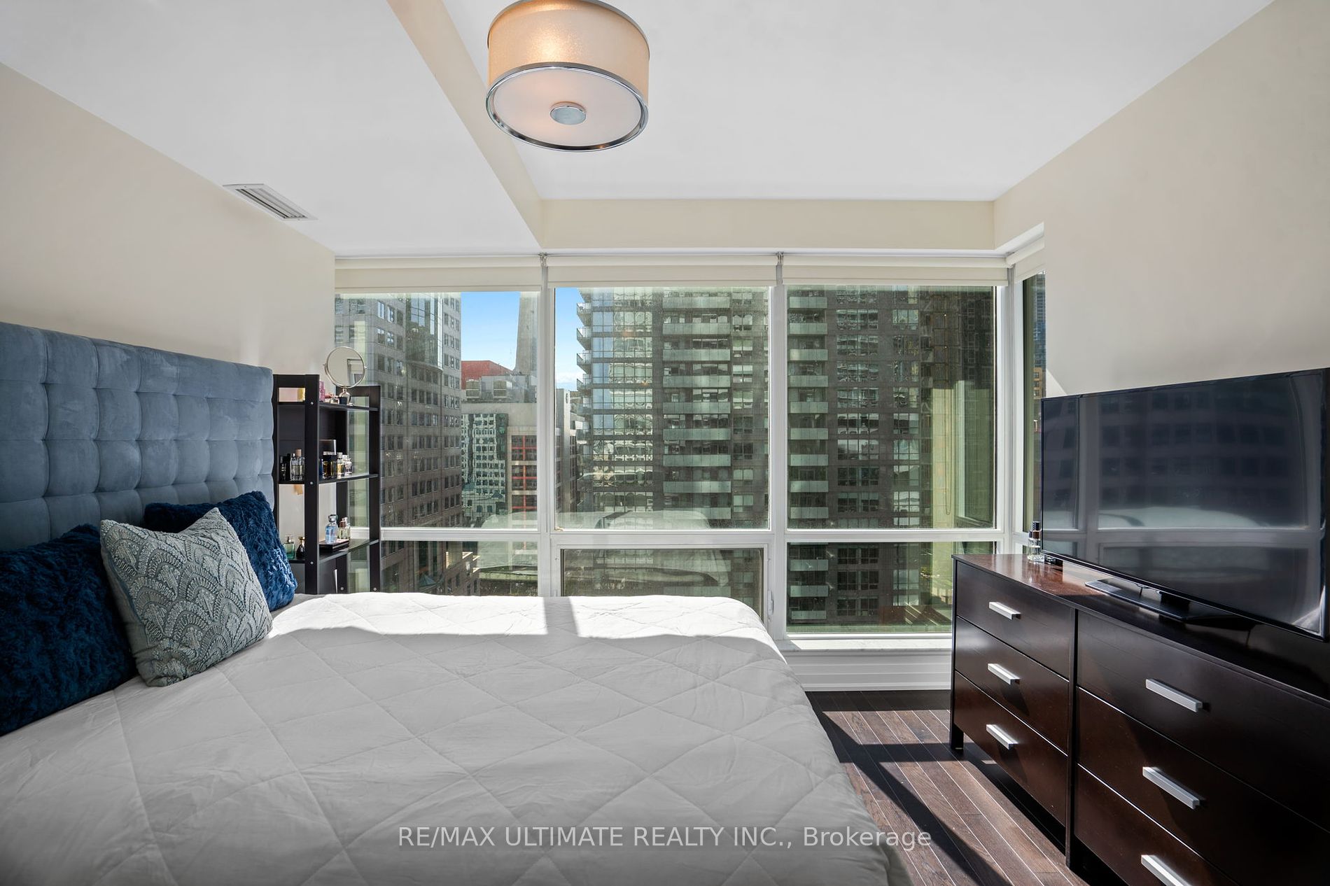 80 John St, #1212