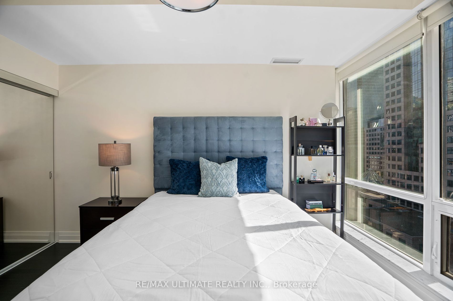 80 John St, #1212
