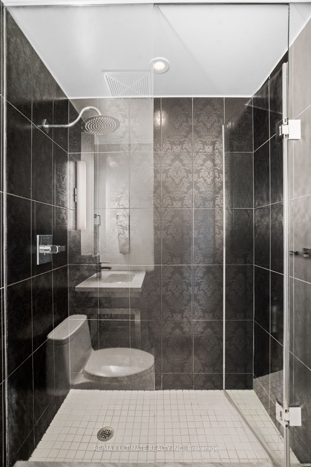 80 John St, #1212