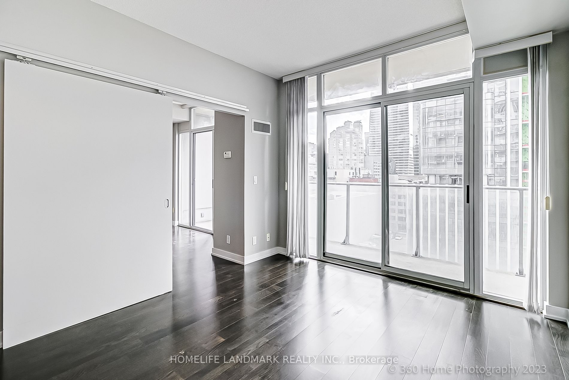 21 Nelson St, #923
