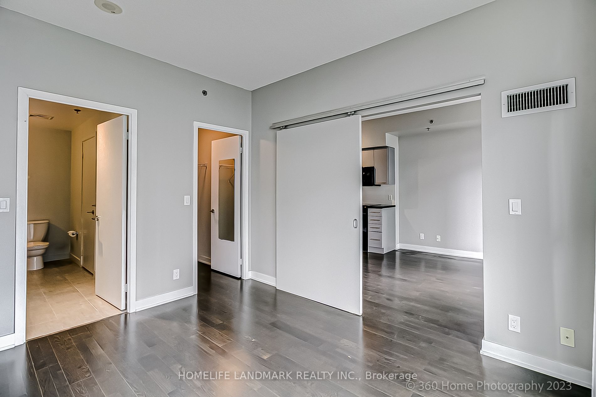 21 Nelson St, #923