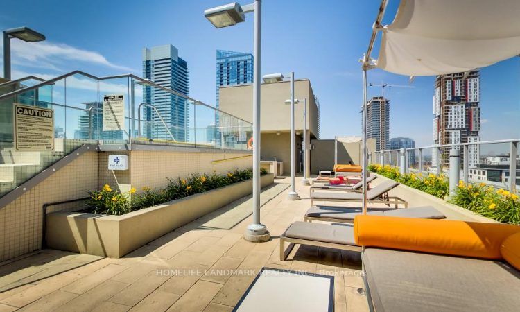 21 Nelson St, #923