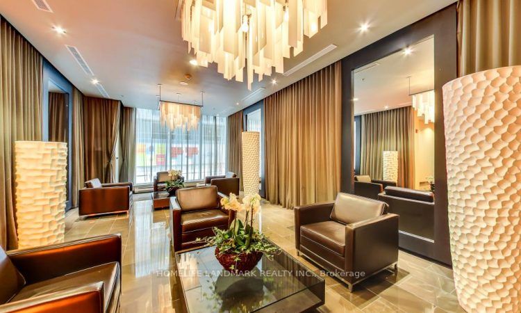 21 Nelson St, #923