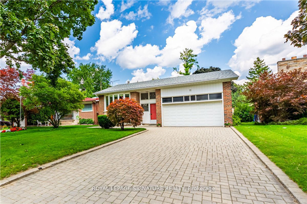 11 Dukinfield Cres, Toronto