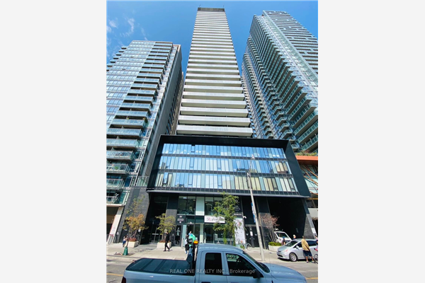 28 Wellesley St E, Toronto