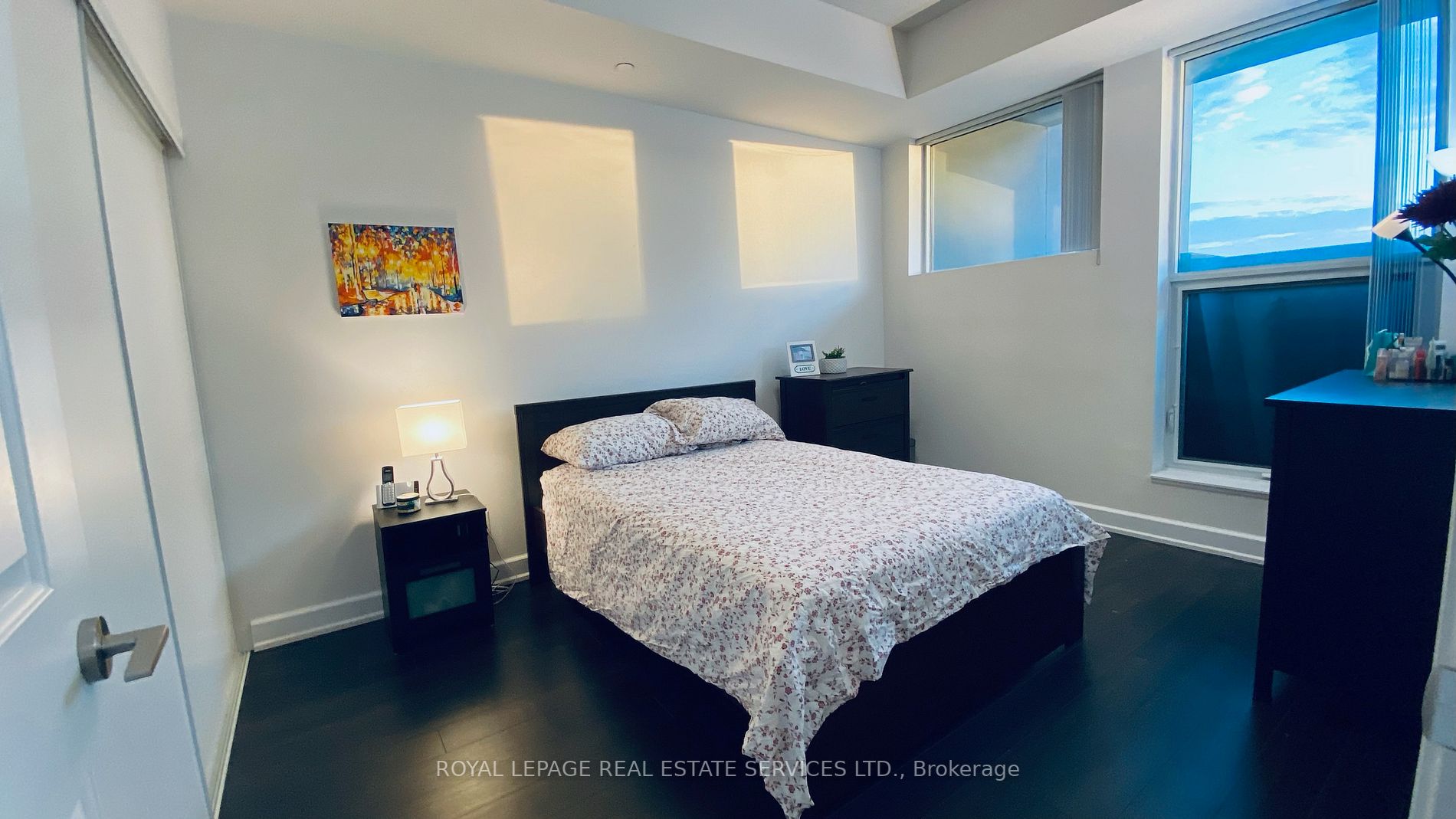 5162 Yonge St, #102