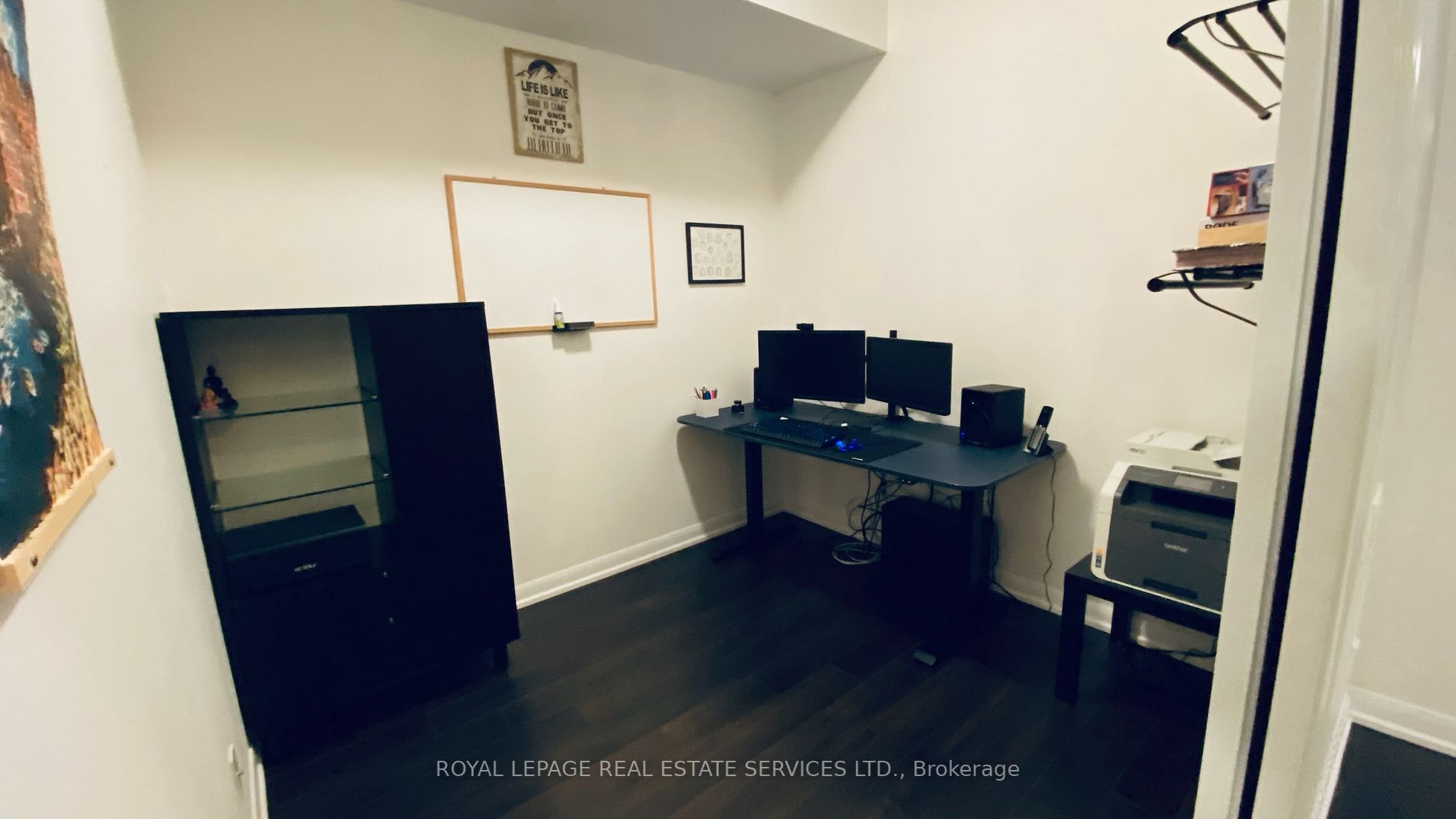 5162 Yonge St, #102