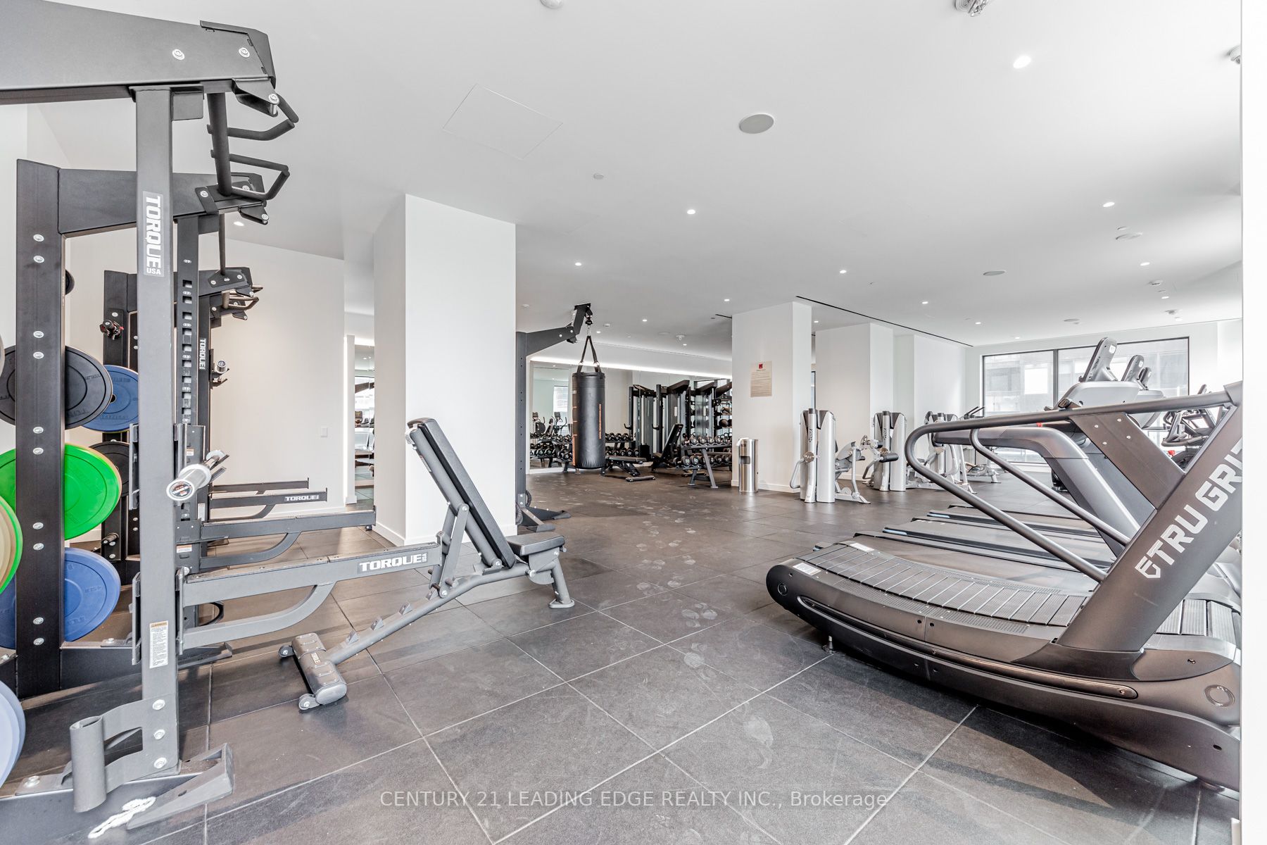 39 Roehampton Ave, #4109